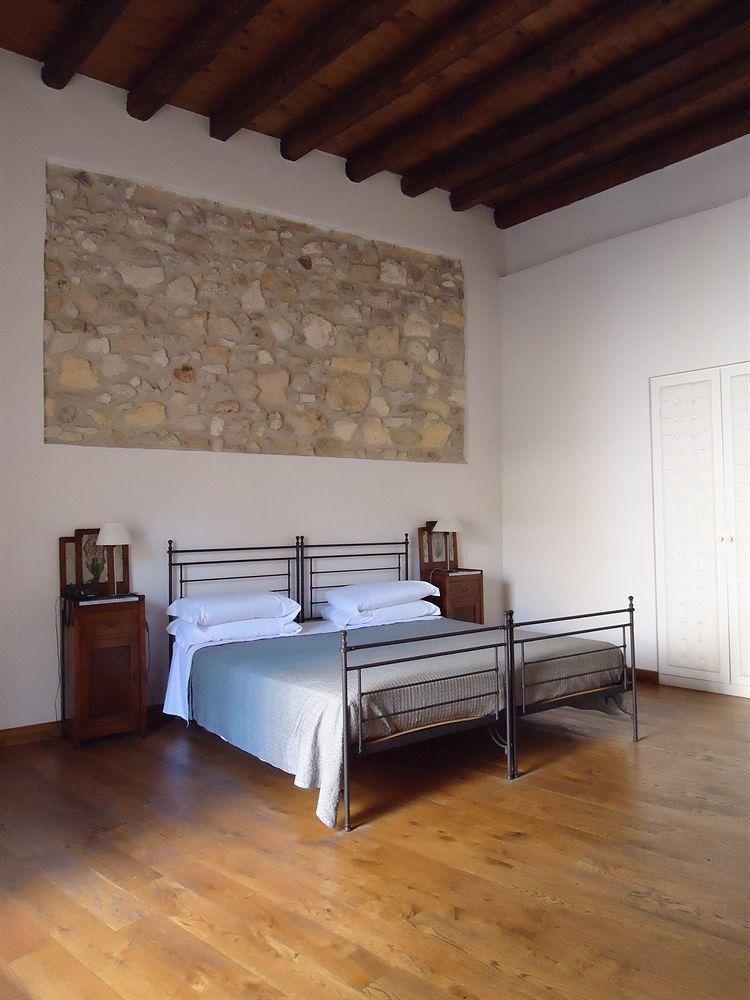 B&B Palazzo Del Sale Szirakúza Kültér fotó